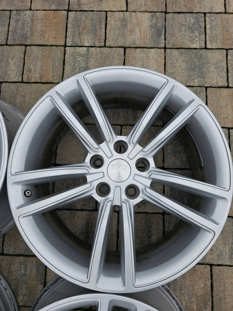 4x Alufelge 19 Zoll 8.0" 5x120 40ET Glanz Silber 6007214-00-D Tesla Model S FEL8048573631bs