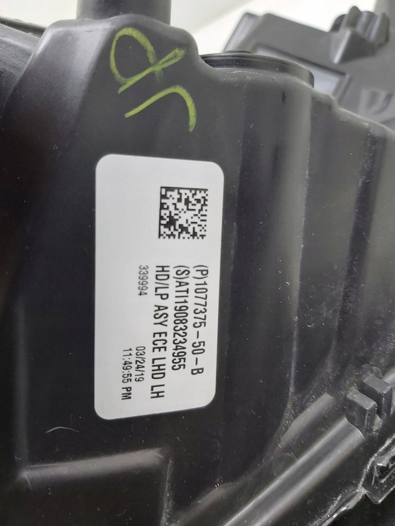 Frontscheinwerfer Tesla Model 3 1077375-50-B LED Links Scheinwerfer Headlight