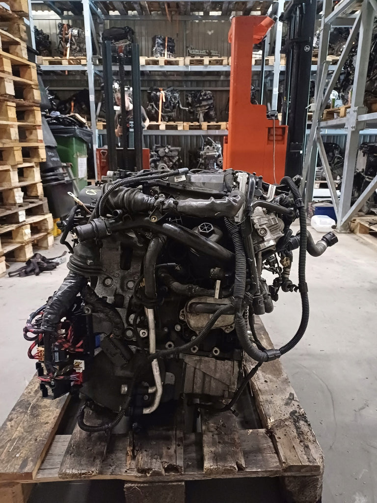 Motor Audi A5 A4 CSUA CSUB 2.0 TDI 79TKm 2016 Diesel Engine Unkomplett