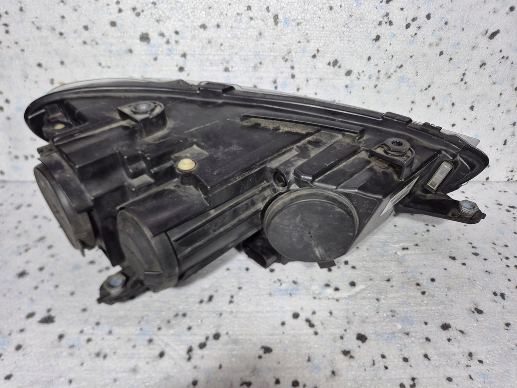 Frontscheinwerfer VW Scirocco 89319959 Ein Satz Scheinwerfer Headlight