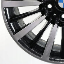 Laden Sie das Bild in den Galerie-Viewer, 1x Alufelge 18 Zoll 8.0" 5x120 30ET Glanz Schwarz 6796249 BMW F30 F32 Rim Wheel FEL2729169066to