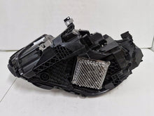 Laden Sie das Bild in den Galerie-Viewer, Frontscheinwerfer Mercedes-Benz Cla A1749064202 Rechts Scheinwerfer Headlight SCH6349555031kx