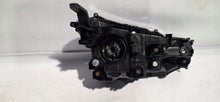 Laden Sie das Bild in den Galerie-Viewer, Frontscheinwerfer Toyota Yaris Links Scheinwerfer Headlight SCH8041428310oq