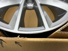 Laden Sie das Bild in den Galerie-Viewer, 1x Alufelge 16 Zoll 6.5&quot; 5x114.3 403002347R Renault Megane Iv Rim Wheel