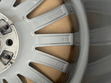 Load image into Gallery viewer, 1x Alufelge 19 Zoll 8.5" 5x112 25ET 6877024 BMW G30 G32 G20 Rim Wheel FEL3735699487zs