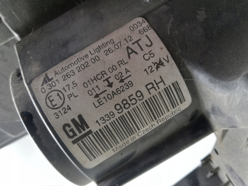 Frontscheinwerfer Opel Zafira C 13399858 13399859 Ein Stück (Rechts oder Links)