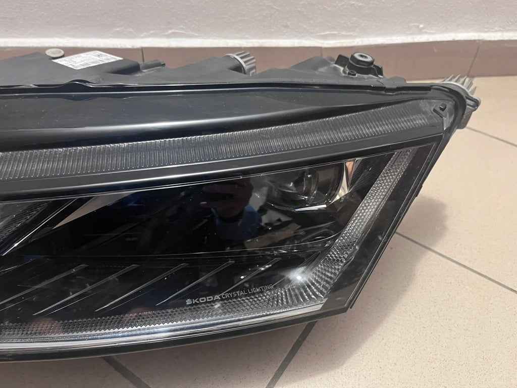 Frontscheinwerfer Skoda Octavia IV 5E4941015A LED Links Scheinwerfer Headlight SCH1359591835bm