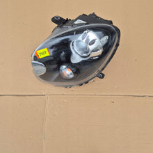 Laden Sie das Bild in den Galerie-Viewer, Frontscheinwerfer Mini Countryman R60 9808249-05 Xenon Links Headlight SCH3454959191an