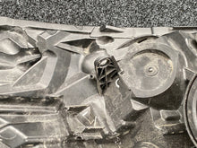 Laden Sie das Bild in den Galerie-Viewer, Frontscheinwerfer Opel Vivaro Trafic 93461914 Links Scheinwerfer Headlight