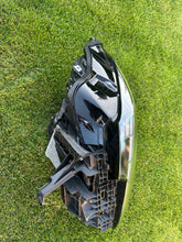 Laden Sie das Bild in den Galerie-Viewer, Frontscheinwerfer Volvo 80000628 LED Rechts Scheinwerfer Headlight SCH7574708115ay