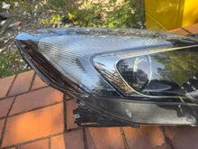 Laden Sie das Bild in den Galerie-Viewer, Frontscheinwerfer Opel Zafira C 13399859RH Rechts Scheinwerfer Headlight