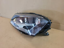 Laden Sie das Bild in den Galerie-Viewer, Frontscheinwerfer VW Passat B7 Halogen Links Scheinwerfer Headlight