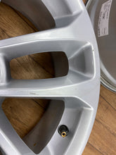 Laden Sie das Bild in den Galerie-Viewer, 1x Alufelge 17 Zoll 7.0&quot; 5x108 50ET LJ6C-1007-A1B Ford Rim Wheel