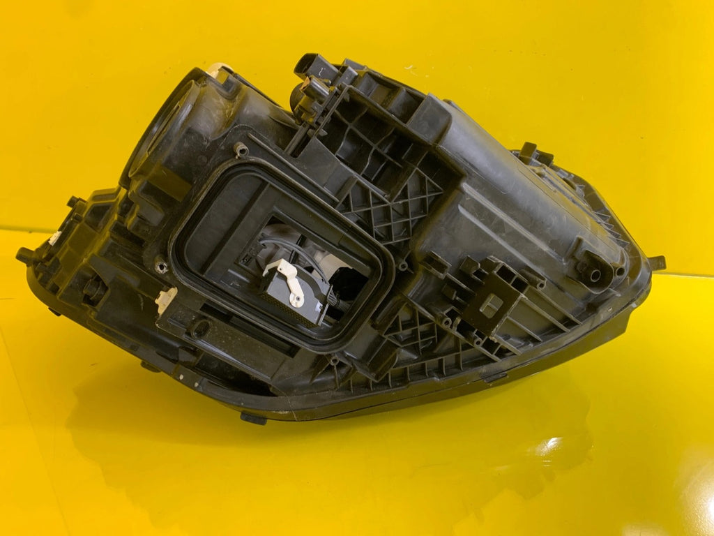 Frontscheinwerfer Mercedes-Benz Eqa Eqb A2439068900 LED Rechts oder Links SCH3714113662ct