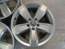 Load image into Gallery viewer, 4x Alufelge 17 Zoll 6.5" 5x112 41ET Glanz Silber 3G0071497B VW Tiguan Rim Wheel FEL5981971129un