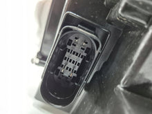 Laden Sie das Bild in den Galerie-Viewer, Frontscheinwerfer Mercedes-Benz Cla X118 C118 A1189068600 Rechts Headlight SCH9262407083qh