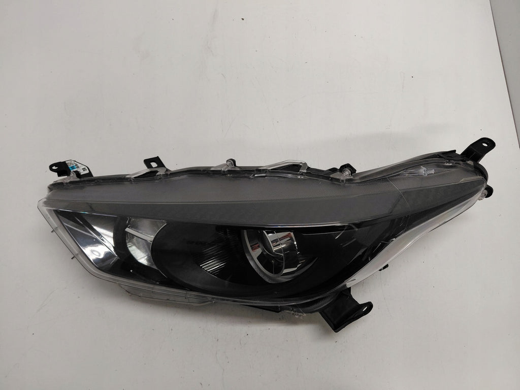 Frontscheinwerfer Toyota Yaris EUK0-6 Links Scheinwerfer Headlight SCH3573158784ly