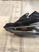 Laden Sie das Bild in den Galerie-Viewer, Frontscheinwerfer Seat Leon 5FB941007G LED Links Scheinwerfer Headlight