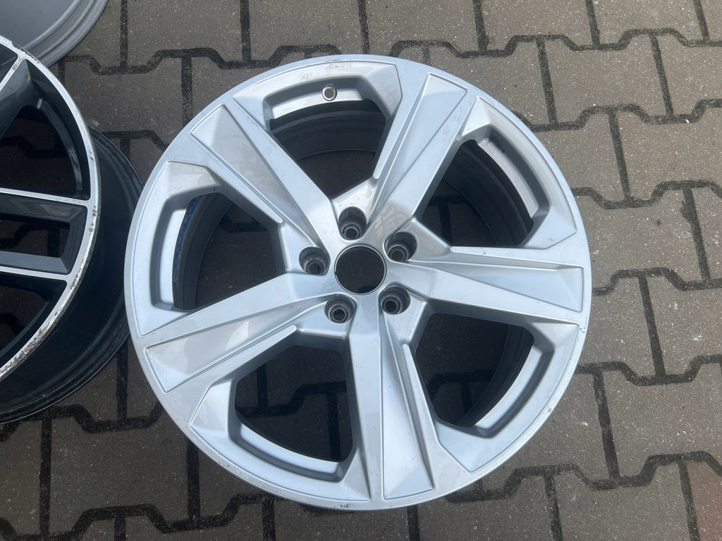 1x Alufelge 19 Zoll 8.0" 5x112 27ET Glanz Silber 4K8601025 Audi Rim Wheel