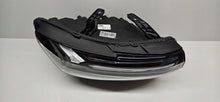 Laden Sie das Bild in den Galerie-Viewer, Frontscheinwerfer Dacia Duster 260107725R LED Rechts Scheinwerfer Headlight SCH8513437368ie