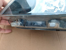 Laden Sie das Bild in den Galerie-Viewer, Frontscheinwerfer Skoda Octavia III 5E1941015 Links Scheinwerfer Headlight SCH2256282291an