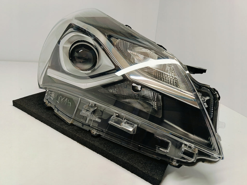 Frontscheinwerfer Toyota Yaris OD-197 OD-199 LED Rechts Scheinwerfer Headlight