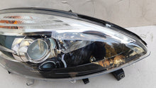 Laden Sie das Bild in den Galerie-Viewer, Frontscheinwerfer Renault Scenic 260106928R LED Ein Stück (Rechts oder Links)