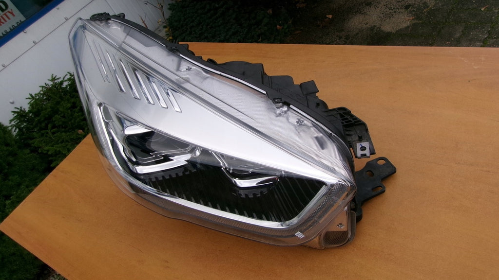 Frontscheinwerfer Ford Kuga GV4113D154AJ Xenon Rechts Scheinwerfer Headlight