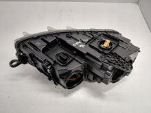 Laden Sie das Bild in den Galerie-Viewer, Frontscheinwerfer Skoda Octavia III 5E1941015B LED Links Scheinwerfer Headlight SCH3990206217nu