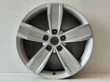 Laden Sie das Bild in den Galerie-Viewer, 1x Alufelge 17 Zoll 5x112 3G0601025E VW Passat B8 Rim Wheel FEL2450807793as