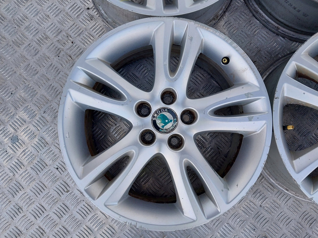 4x Alufelge 16 Zoll 6.5" 5x100 43ET 5J0601025B Skoda Fabia Ii Rim Wheel FEL7824952339ds