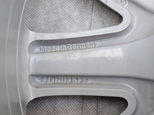 Laden Sie das Bild in den Galerie-Viewer, 1x Alufelge 17 Zoll 8.0" 5x112 38ET Glanz Silber 2114013502 Mercedes-Benz W211 FEL5319485287rh