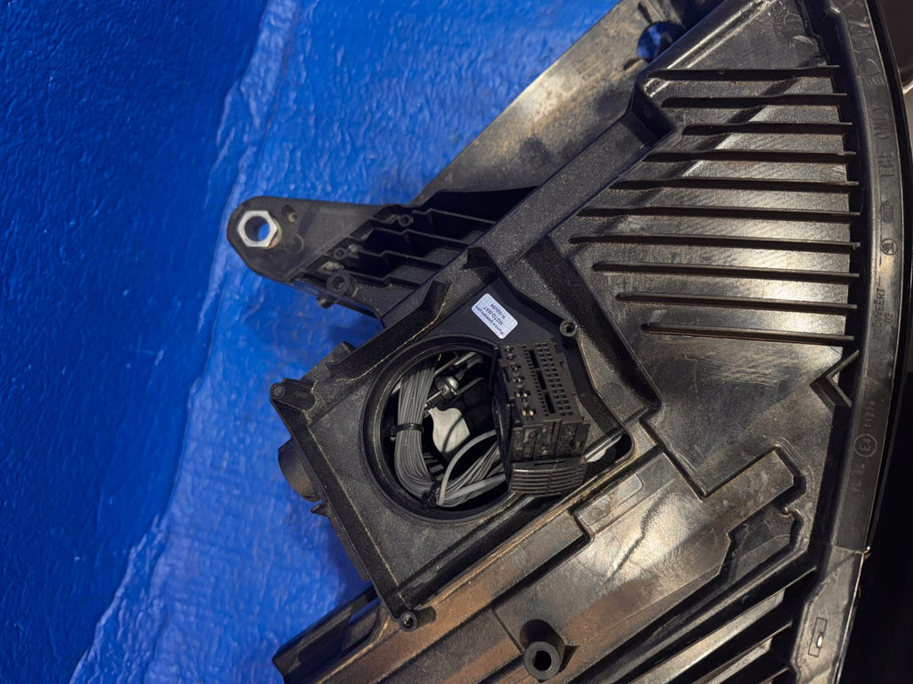 Frontscheinwerfer Skoda Enyaq 5LB941016B Rechts Scheinwerfer Headlight SCH8077544904pm