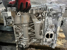 Laden Sie das Bild in den Galerie-Viewer, Zylinderkopf BMW G30 G01 G11 B48B20A 2.0 25TKm Benzin Unkomplett