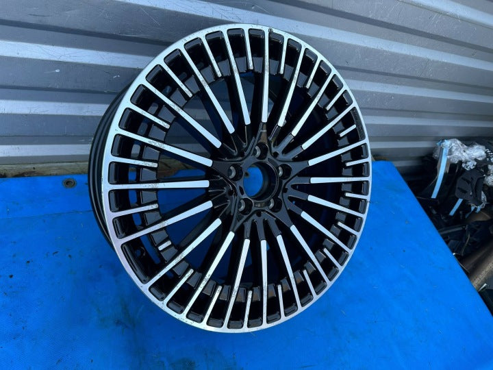 1x Alufelge 20 Zoll A2434010600 Mercedes-Benz Eqa Amg Rim Wheel FEL3170601130vs