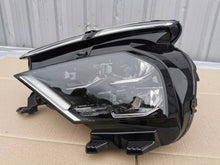 Laden Sie das Bild in den Galerie-Viewer, Frontscheinwerfer Citroën C4 III 9830649480-BAX Full LED Links Headlight
