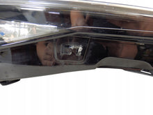 Laden Sie das Bild in den Galerie-Viewer, Frontscheinwerfer Skoda Superb III 3V1941016E 85122000 LED Rechts Headlight SCH3247798585fw