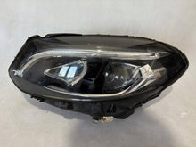 Laden Sie das Bild in den Galerie-Viewer, Frontscheinwerfer Mercedes-Benz W246 W242 A2469066901 Links Headlight SCH5791933232jx