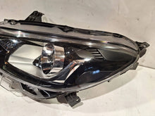 Laden Sie das Bild in den Galerie-Viewer, Frontscheinwerfer Peugeot 108 81150-0H150 Links Scheinwerfer Headlight