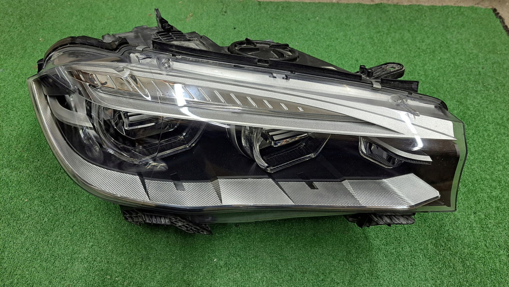 Frontscheinwerfer BMW X5 F15 F16 7424168AI01 Rechts Scheinwerfer Headlight