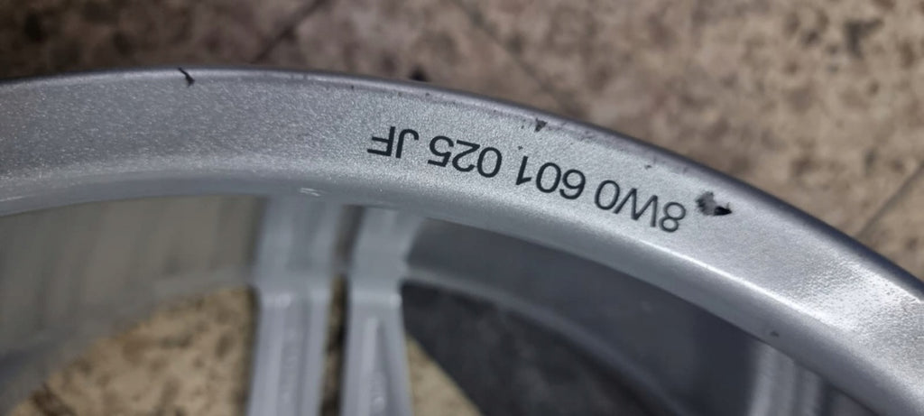 1x Alufelge 18 Zoll 8.5" 5x112 29ET Glanz Silber 8W0601025DE Audi B9 Rim Wheel FEL2819550081yg
