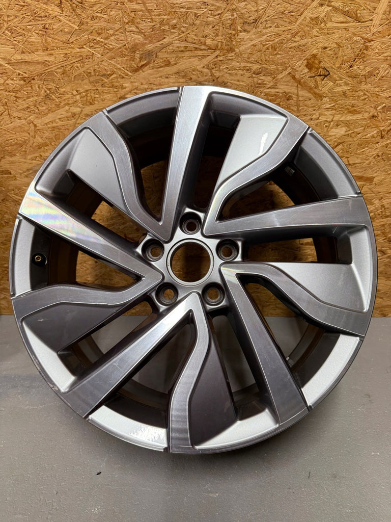 1x Alufelge 18 Zoll 7.0" 5x112 45ET Glanz Silber 2GA601025AD VW T-Roc Rim Wheel FEL5185637025ez