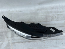 Laden Sie das Bild in den Galerie-Viewer, Frontscheinwerfer Hyundai I30 III 92102-G4020 LED Rechts Scheinwerfer Headlight SCH5875978568ej
