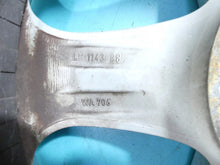 Laden Sie das Bild in den Galerie-Viewer, 1x Alufelge 16 Zoll 7.0&quot; 5x114.3 46ET 1338463 Toyota Rim Wheel