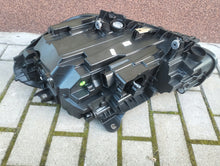 Laden Sie das Bild in den Galerie-Viewer, Frontscheinwerfer BMW 1 F40 8082628-04 LED Rechts Scheinwerfer Headlight SCH2362496730ik