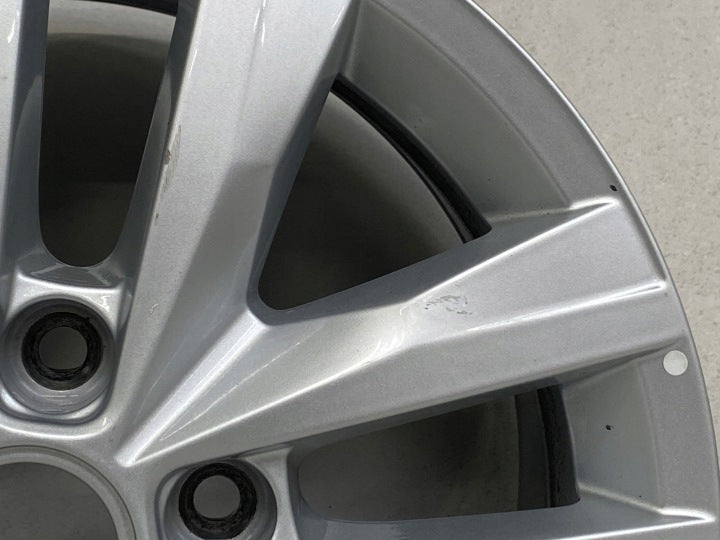 1x Alufelge 16 Zoll 6.5" 5x120 51ET Glanz Silber 7E0601025N VW Rim Wheel FEL2651300332hv