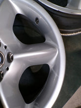 Load image into Gallery viewer, 4x Alufelge 17 Zoll 7.5" 5x120 40ET Glanz Silber 1096159-13 BMW 4 Rim Wheel FEL2144624642qc