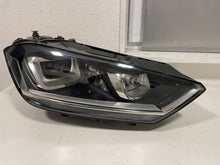 Load image into Gallery viewer, Frontscheinwerfer VW Golf Sportsvan 517941032B Xenon Rechts Headlight SCH9512899971cl