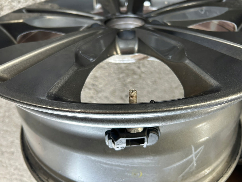 1x Alufelge 17 Zoll 7.0" 5x114.3 50ET 52910-K4000 Hyundai Kona Rim Wheel