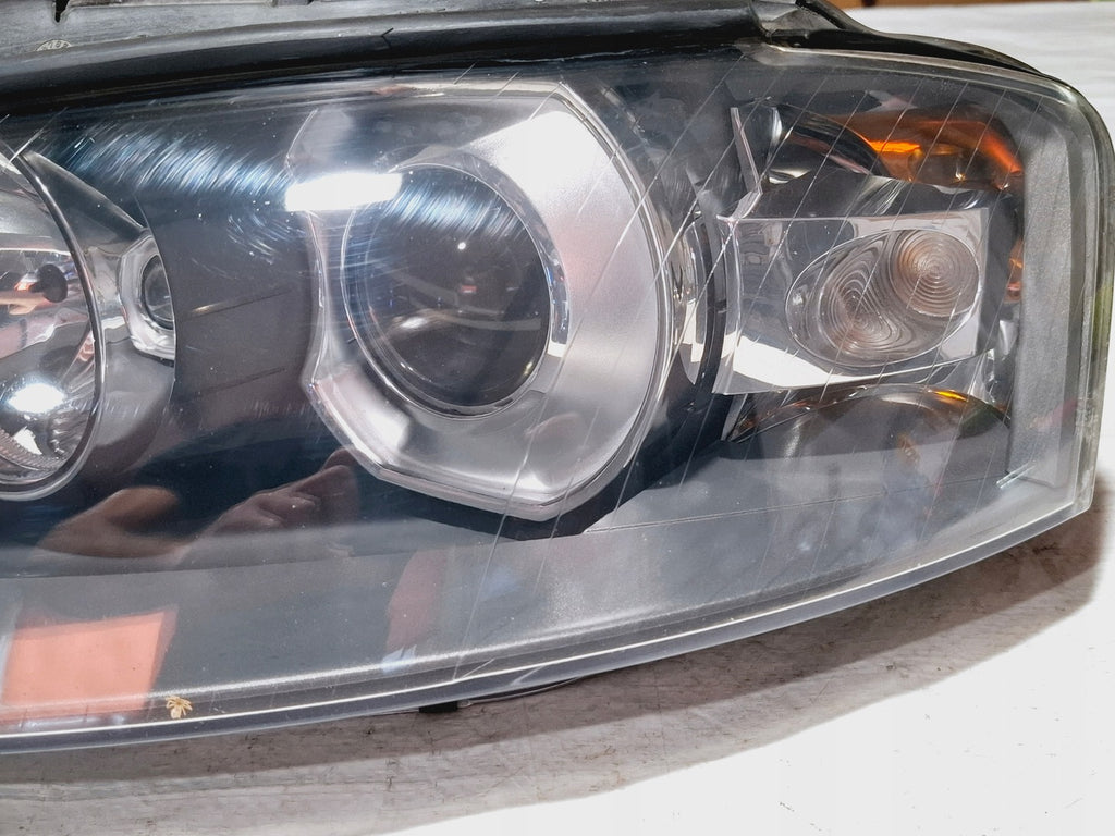 Frontscheinwerfer Audi A3 8P0941003D Xenon Ein Stück (Rechts oder Links)